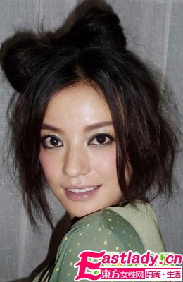 趙薇 升官  大秀日系煙熏妝