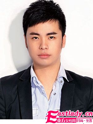 8位彩妝達(dá)人教你底妝換季技巧