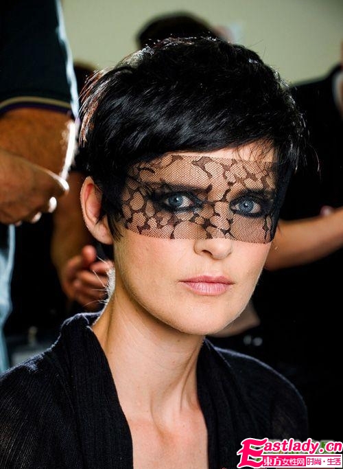 香奈兒秋冬系列妝容賞析