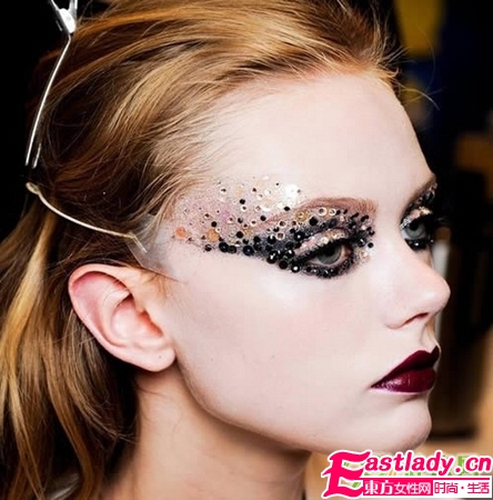 珍珠亮片 絢爛眼妝美圖