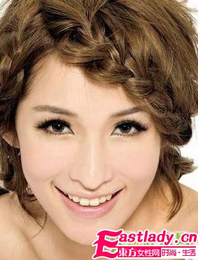 根據(jù)眼型畫眼影