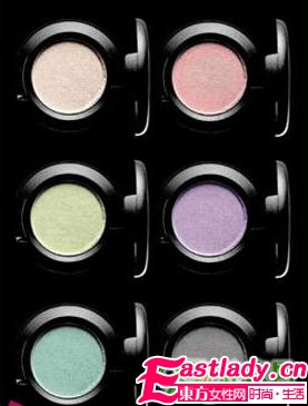 菜鳥(niǎo)如何打造完美煙熏妝