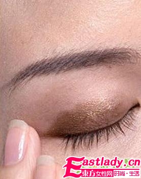 菜鳥如何打造完美煙熏妝