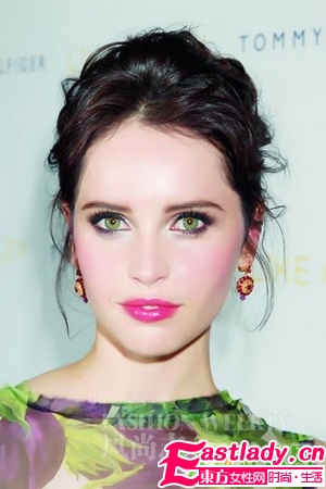 女星演繹今冬15款大地色眼妝