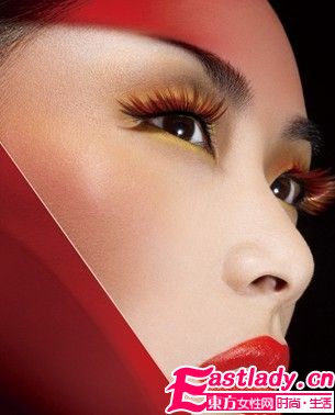 老黑教你完美兔年 開運(yùn)妝