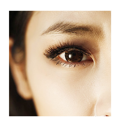 4個(gè)妙招 教你用假睫毛戴出真效果