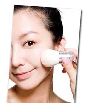 白領(lǐng)上班族簡單4步搞定上班妝