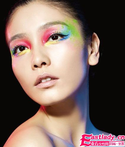 麻豆示范 2011如何讓[妝]美到窒息