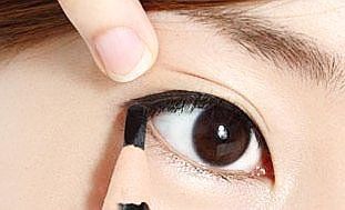 一步一步教你畫出完美眼妝