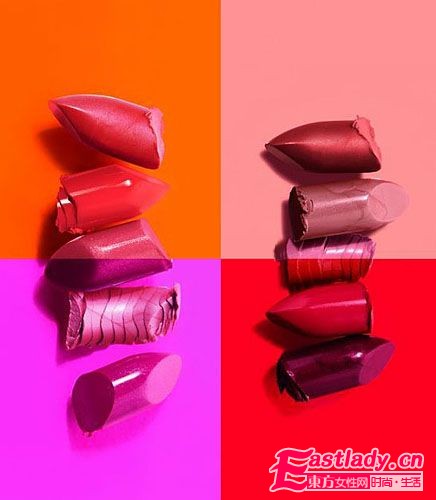 嬌蘭推出2011的春夏新品-彈出式唇膏