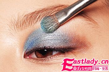 冰藍(lán)圣 妝 化身派對冷艷Queen