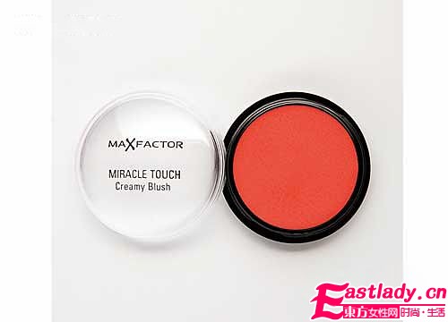 6款粉嫩腮紅浪漫整個春節(jié)