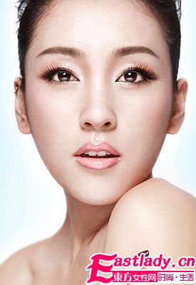 2011裸妝當?shù)?化身敢 裸 BB控