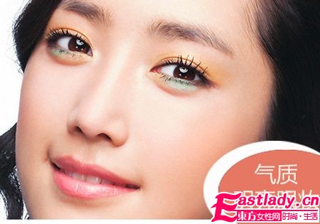 迷情VS親和 2款風(fēng)格眼妝放大雙眼