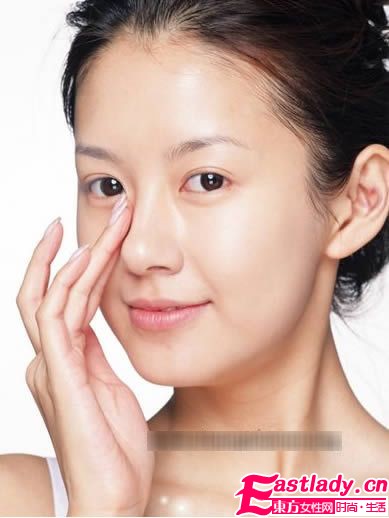 光影技法 打造無暇立體小顏底妝畫法