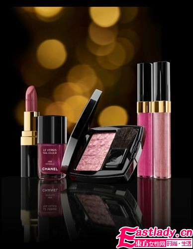 Chanel圣誕系列彩妝單品璀璨上市