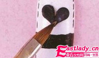 3款潮范美甲DIY 演繹嫵媚風(fēng)情