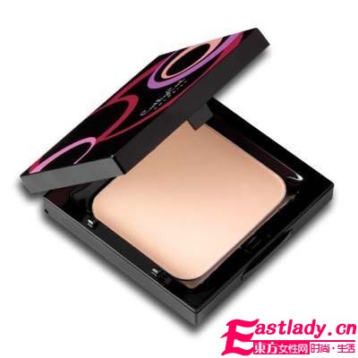 粉嫩少女系 夢(mèng)幻彩妝也扮嫩