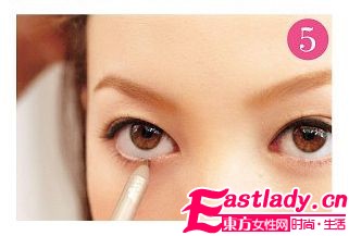 玩 妝 高手 圣誕夜邂逅夢中他