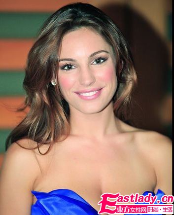 美艷無(wú)敵 盤點(diǎn)15位美人秋冬搶眼妝