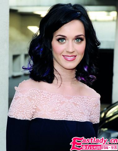 美艷無敵 盤點(diǎn)15位美人秋冬搶眼妝