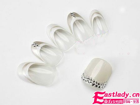 極致唯美 9款水晶清涼美甲