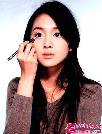 寒冬 妝 做牛奶巧克力絲滑感