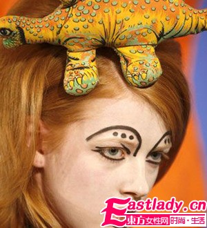 2010秋冬彩妝 個性破格視覺系