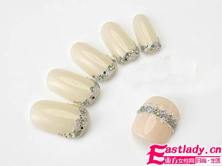 極致唯美 9款水晶清涼美甲