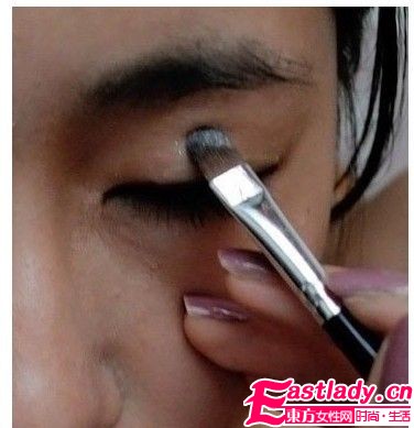 不做平凡女 化身AngelBaby蜜糖妝