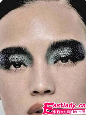 女星囧妝大集合 比比誰(shuí)更雷