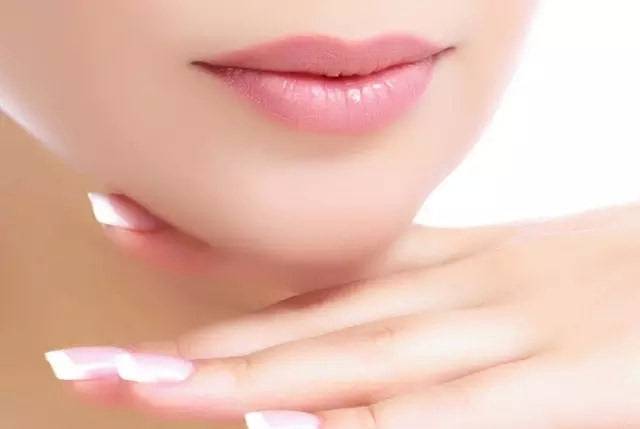 下巴長痘痘是什么原因 祛痘小偏方幫到你