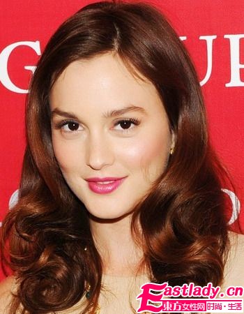 秋冬吹氣夢(mèng)幻風(fēng) 女星回歸甜美范