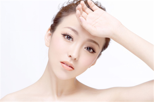 5個(gè)春季護(hù)膚小常識(shí) 春季護(hù)膚養(yǎng)生食方