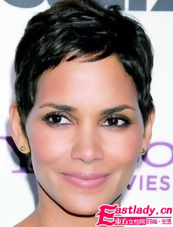 潮妞志 國外女星冬日刮起暖調(diào)風(fēng)