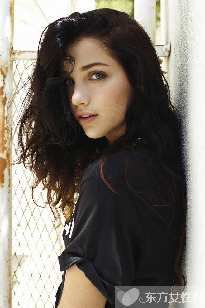 化妝卡粉怎么辦 7大妙招教你怎么化妝不卡粉