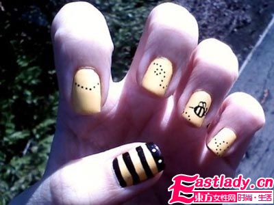 初秋新色美甲 獨一無二的指尖風情
