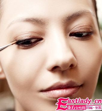 麻豆示范 10步 妝 出溫柔無辜感