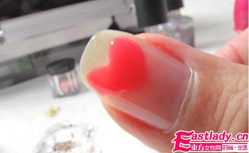 華美武裝指尖 童趣Bling美甲DIY