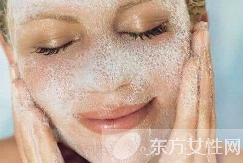 臉部肌膚毛孔粗大怎么辦 三大實(shí)用對(duì)策要拿好