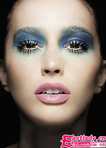 時尚搶先看 2011 饕餮 彩妝