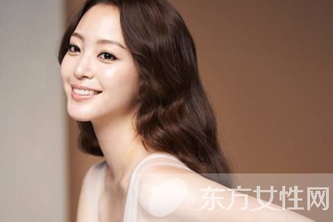 下巴長(zhǎng)痘痘是什么原因 祛痘小偏方幫到你