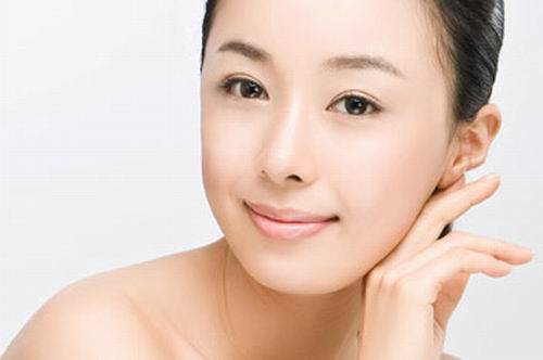 引起下巴痤瘡的六大原因 千萬不能用手擠