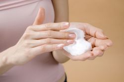 護(hù)手霜可以擦臉嗎 最好用的護(hù)手霜排行榜推薦