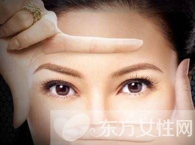 如何去眼部細紋 幾招趕跑魚尾紋