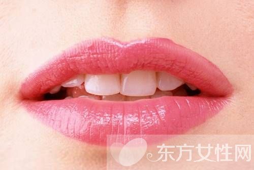 如何保養(yǎng)唇部 唇部護理應(yīng)這樣做