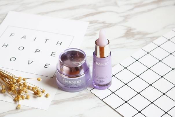  藍色海洋 唯美開播 全女神實力詮釋凍齡 歐尼