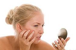 熬夜High趴怕 臉殘  快給肌膚補個覺