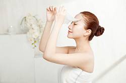 秋分臨近怕干燥 自然堂喜馬拉雅膜法給你美麗奇跡