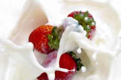 牛奶美容秘方 想變白的看這里